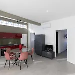 بيت شباب Associazione Garage24 Aps Ets بورتوفيرّايو