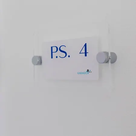 Associazione Garage24 Aps Ets Vandrarhem *