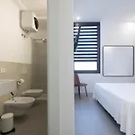 Associazione Garage24 Aps Ets Hostal Portoferraio