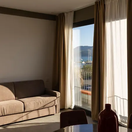 Associazione Garage24 Aps Ets Hostel