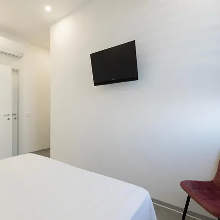 Associazione Garage24 Aps Ets Hostel *