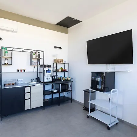 Hostel Associazione Garage24 Aps Ets Portoferraio