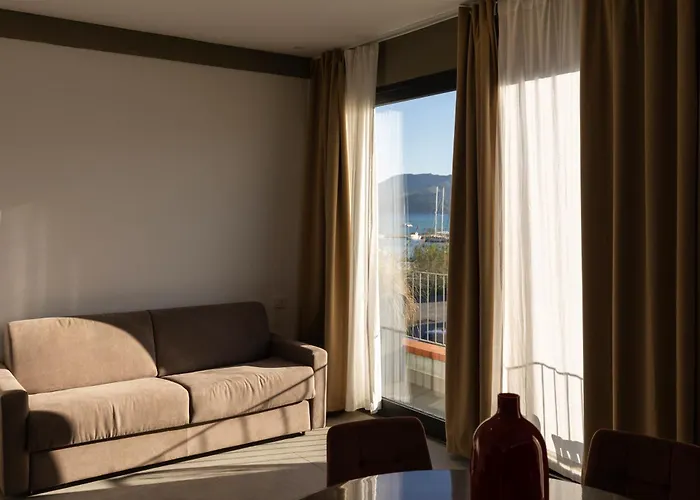 Associazione Garage24 Aps Ets Hostel