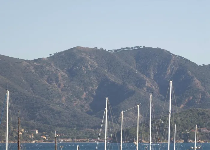 Associazione Garage24 Aps Ets Ostello Portoferraio